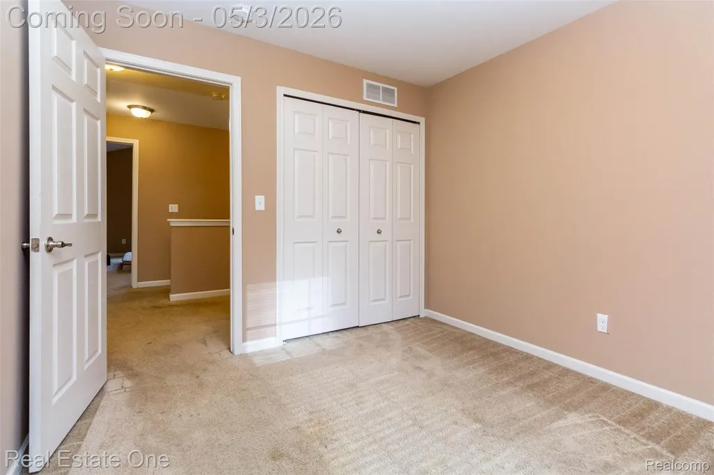 14236 Shamrock Drive Redford Charter Township MI 48239