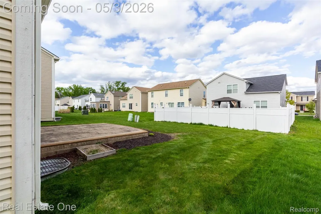 14236 Shamrock Drive Redford Charter Township MI 48239