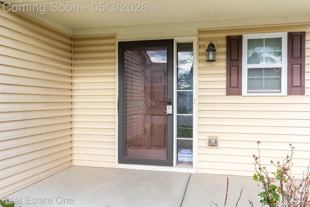 14236 Shamrock Drive Redford Charter Township MI 48239