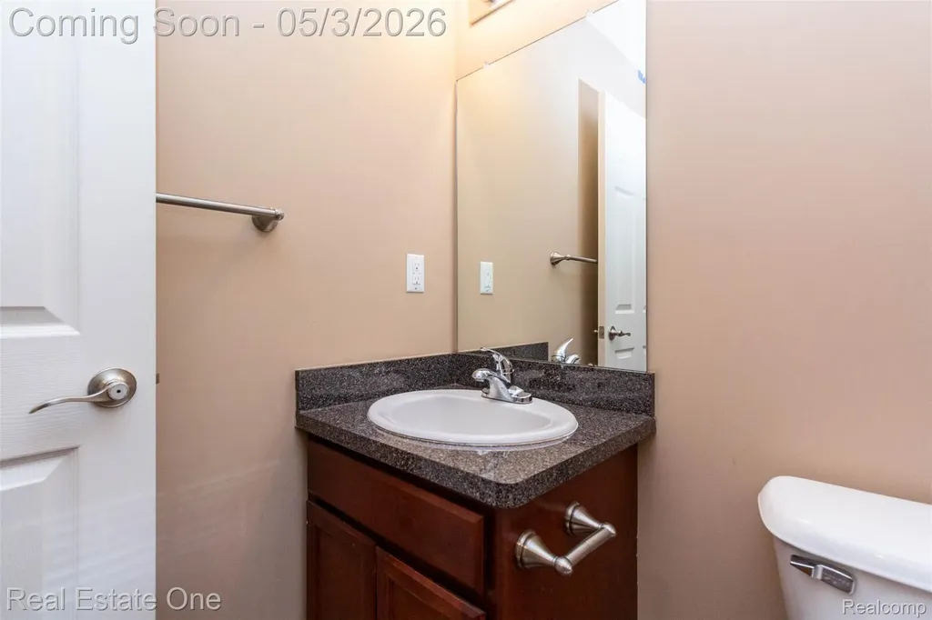 14236 Shamrock Drive Redford Charter Township MI 48239