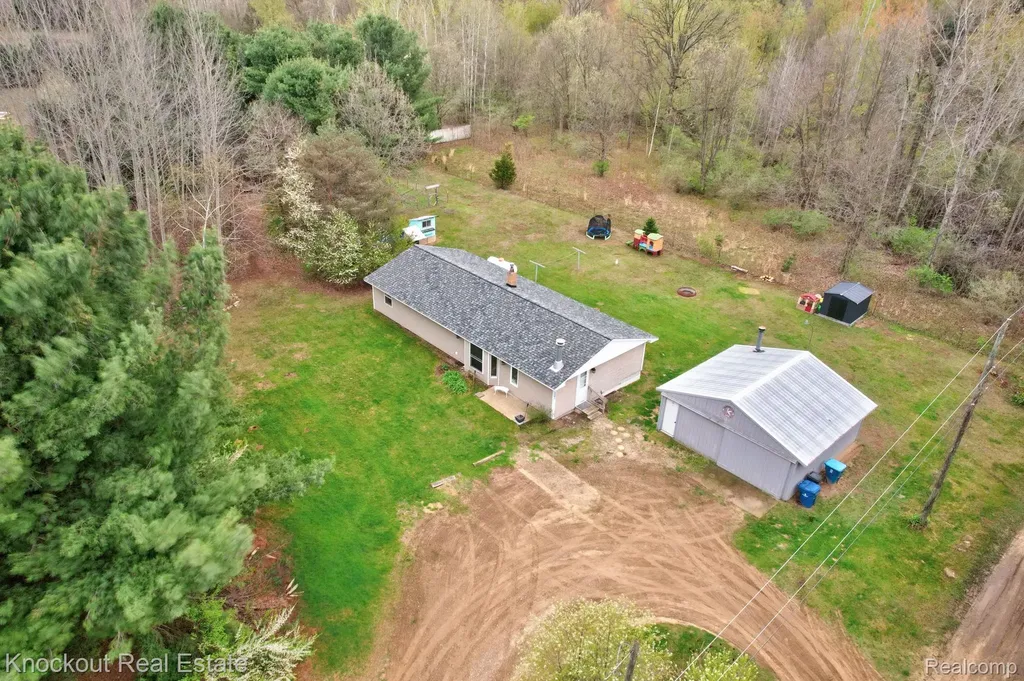7261 Hess Road Vassar Township MI 48746