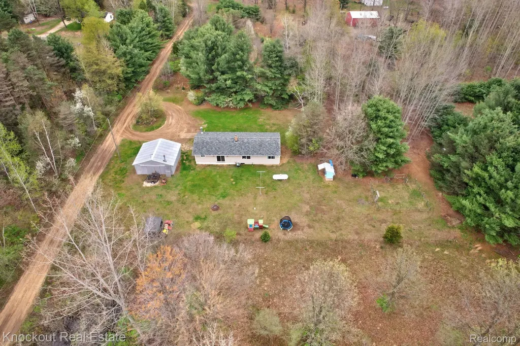 7261 Hess Road Vassar Township MI 48746
