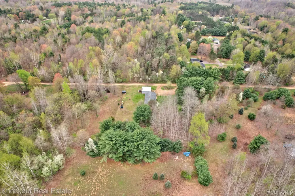 7261 Hess Road Vassar Township MI 48746