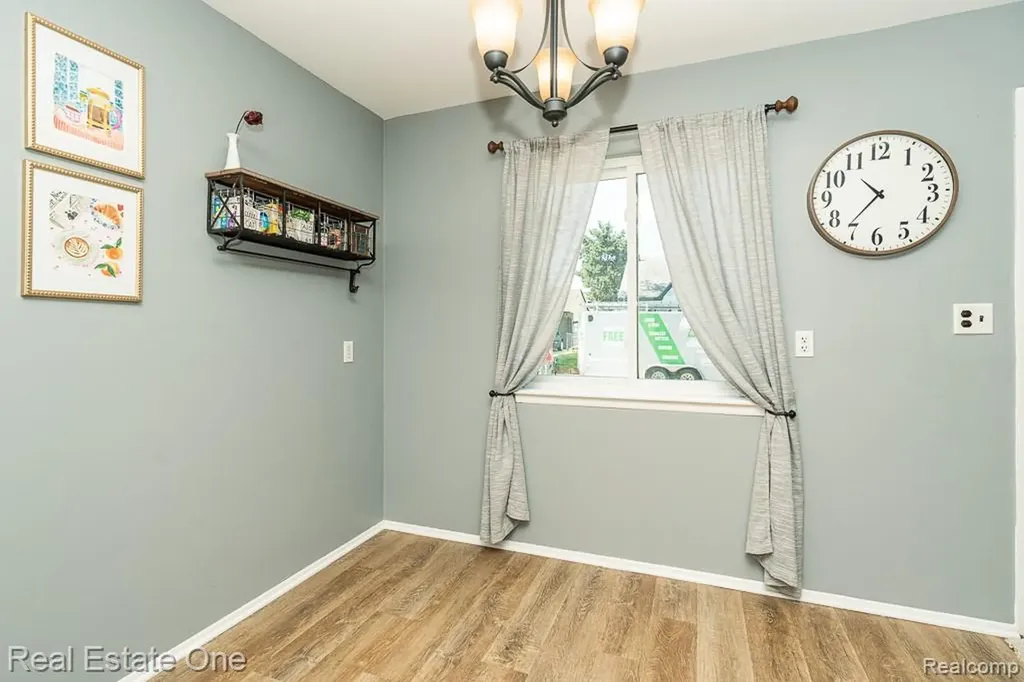 22505 Hanson Court St. Clair Shores City MI 48080