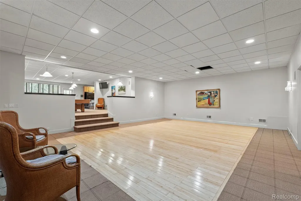 1800 Tiverton Road Bloomfield Hills City MI 48304