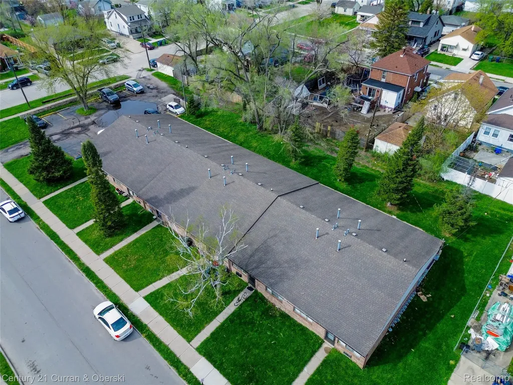 1470 Paris Avenue Lincoln Park City MI 48146