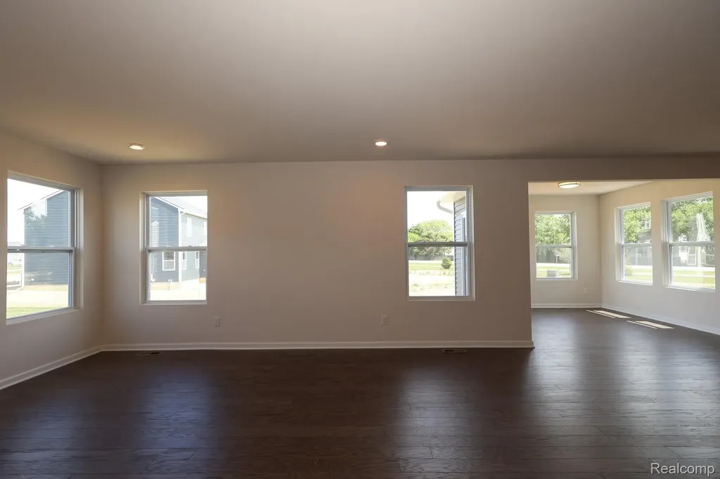 34465 Sandpiper Court Chesterfield Township MI 48047