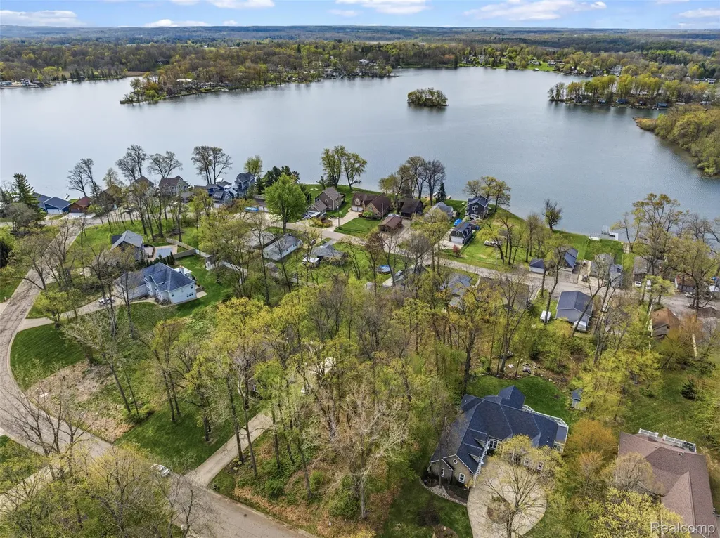 7531 Kovacs Drive Argentine Township MI 48451