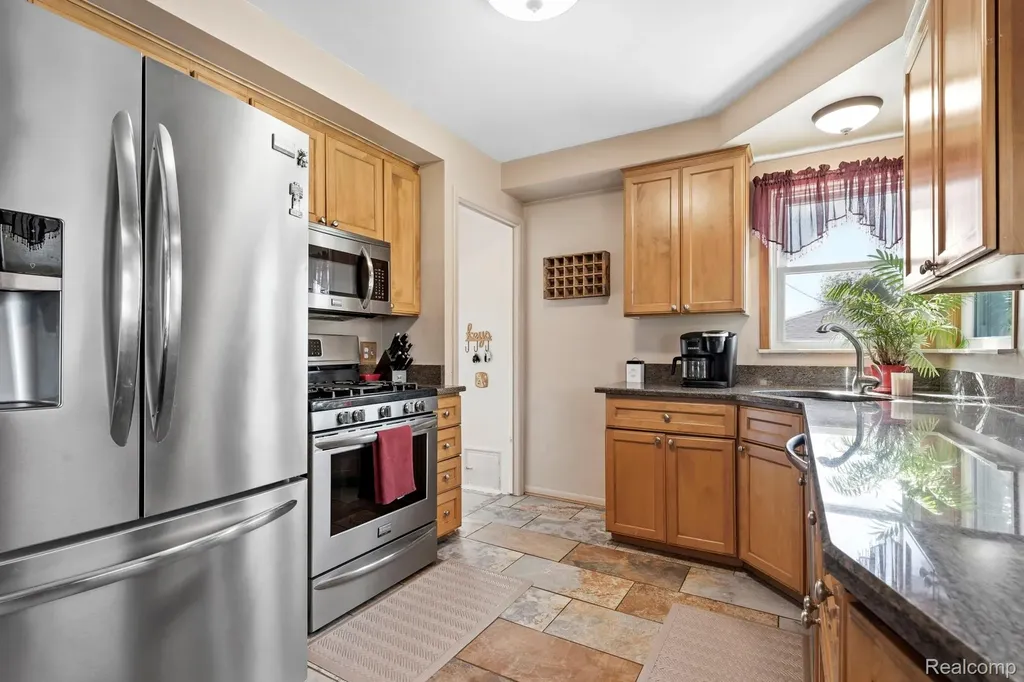 3320 Edsel Street Trenton City MI 48183