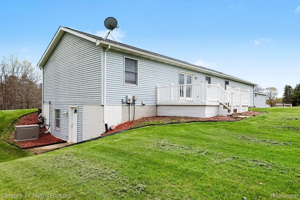 3861 Five Lakes Road Mayfield Township MI 48461