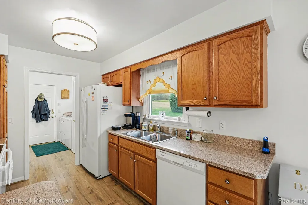 3861 Five Lakes Road Mayfield Township MI 48461