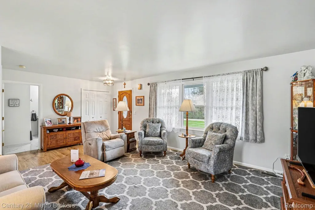 3861 Five Lakes Road Mayfield Township MI 48461