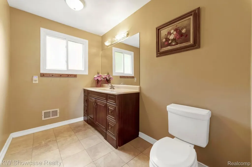 7969 Richardson Road West Bloomfield Charter Township MI 48323