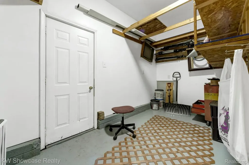 7969 Richardson Road West Bloomfield Charter Township MI 48323