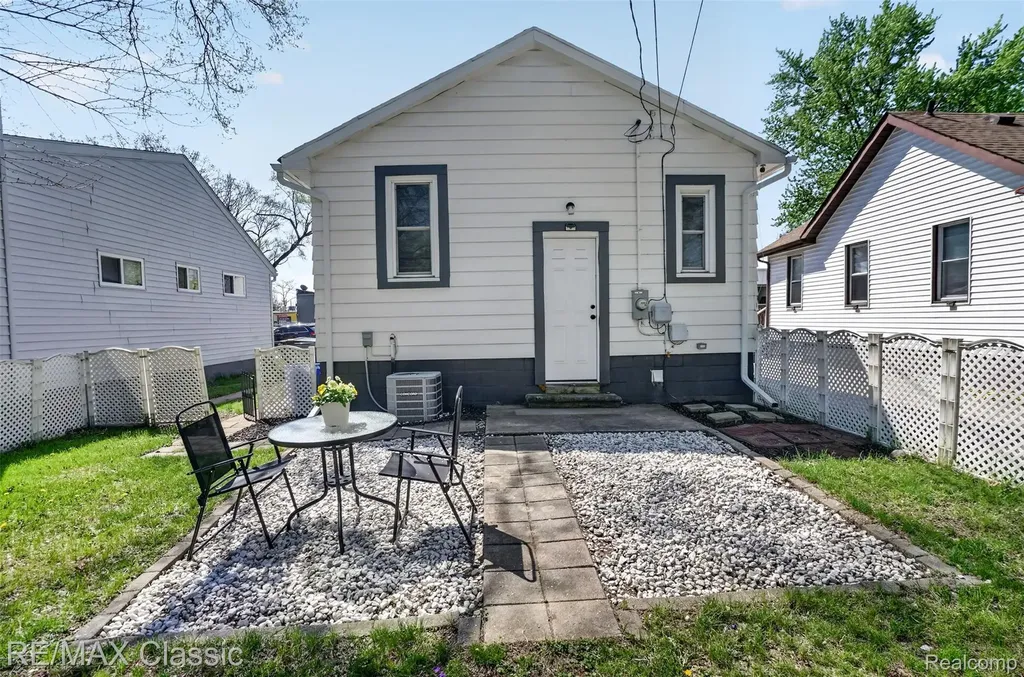 1342 Bertha Street Ferndale City MI 48220