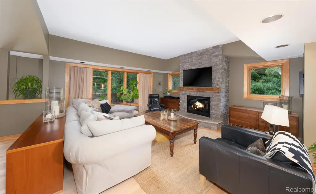 4832 Hosner Road Addison Township MI 48370