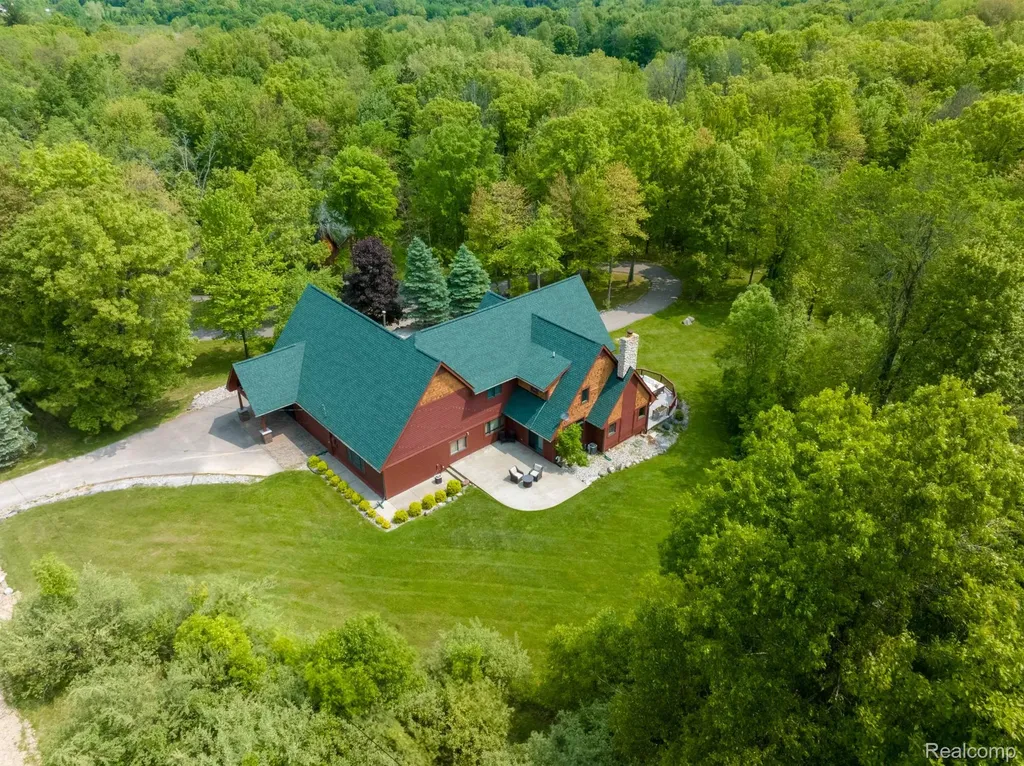 4832 Hosner Road Addison Township MI 48370