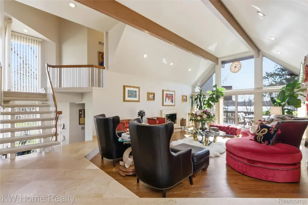 4749 Tara Court West Bloomfield Charter Township MI 48323
