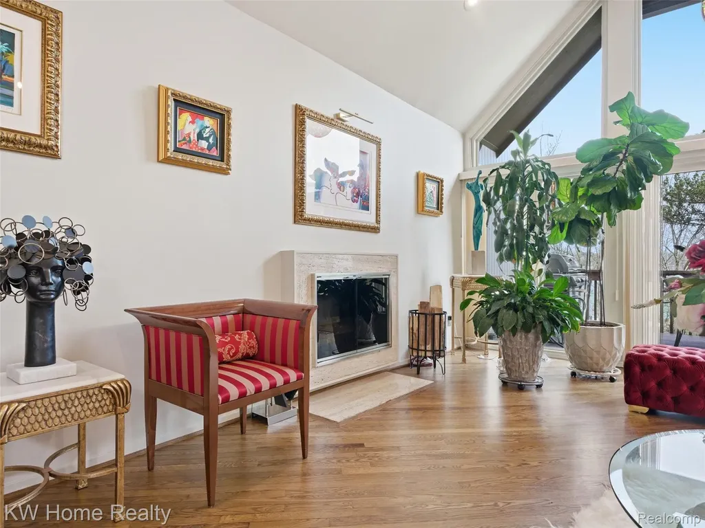 4749 Tara Court West Bloomfield Charter Township MI 48323