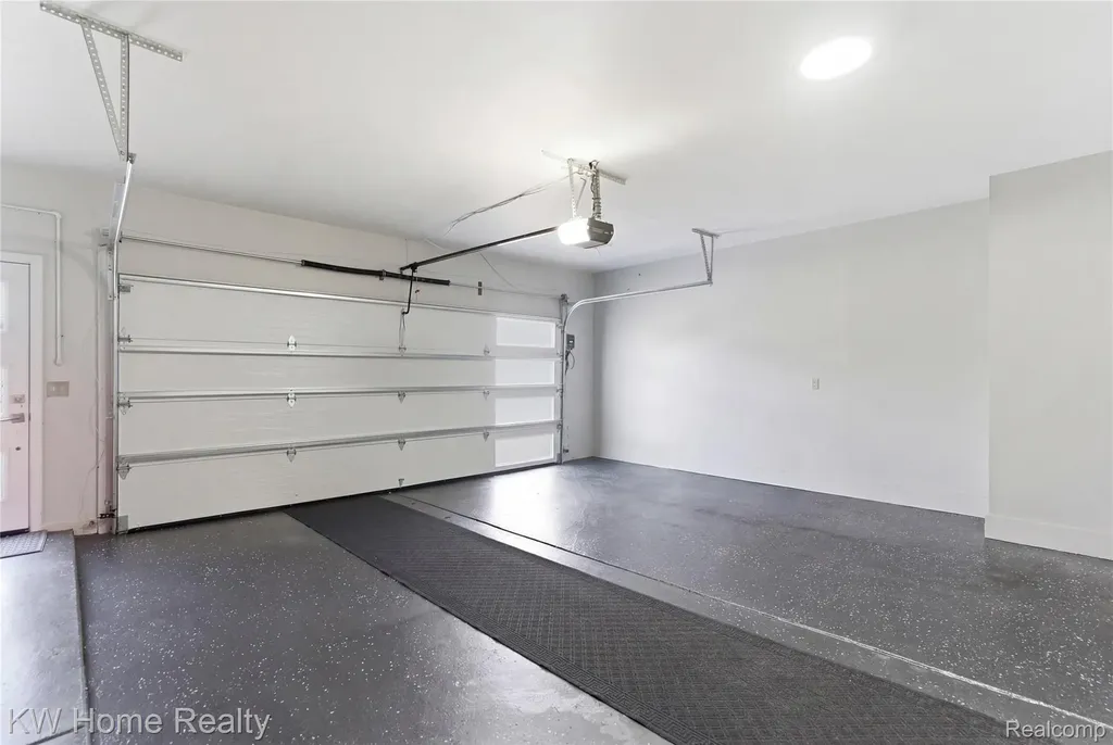 4749 Tara Court West Bloomfield Charter Township MI 48323