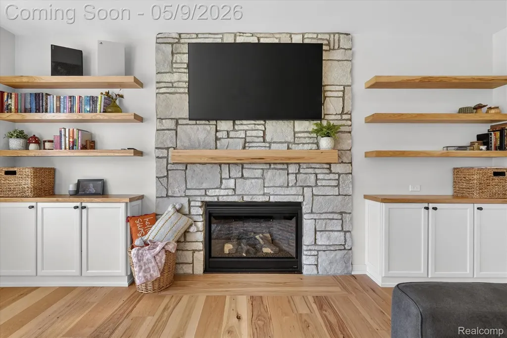 27598 Green Valley Drive Lyon Charter Township MI 48165
