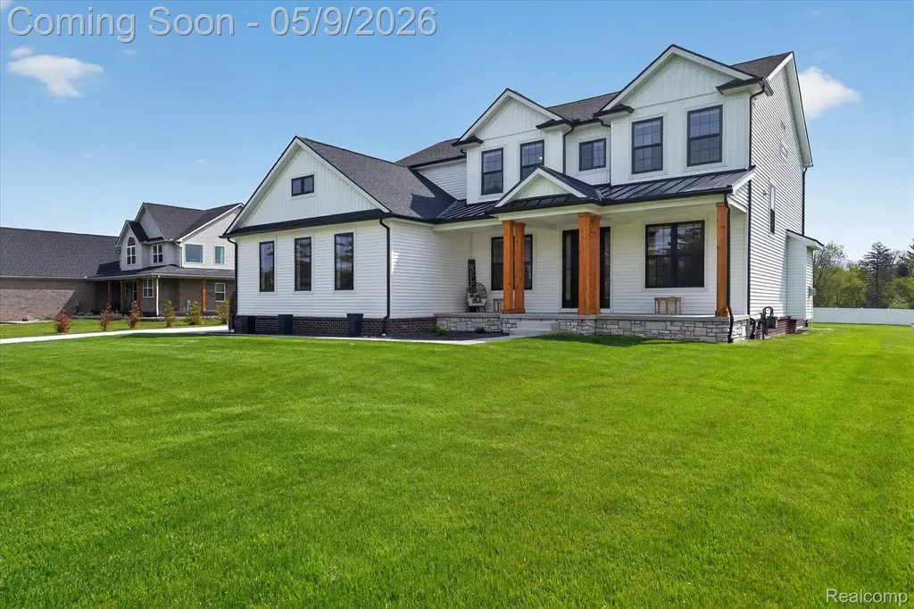 27598 Green Valley Drive Lyon Charter Township MI 48165