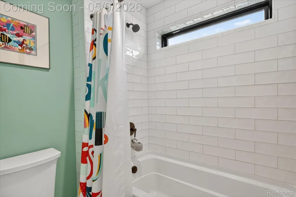 27598 Green Valley Drive Lyon Charter Township MI 48165