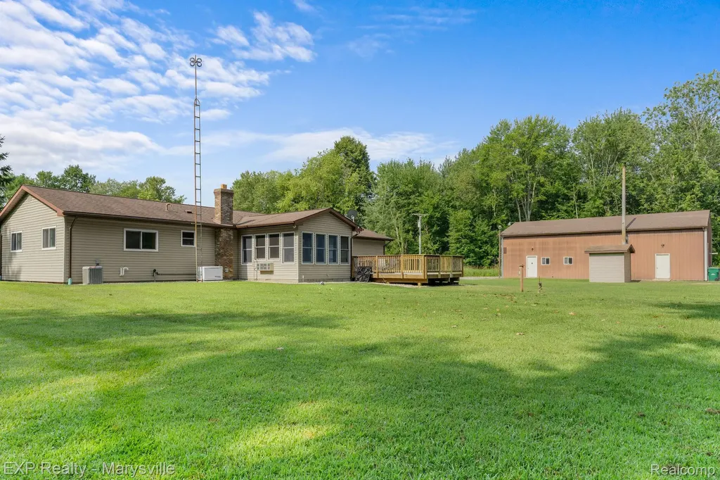 12980 Metcalf Road Brockway Township MI 48097