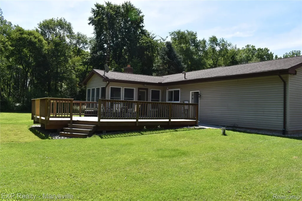 12980 Metcalf Road Brockway Township MI 48097