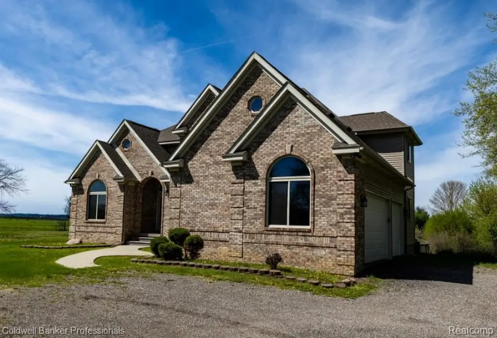 11171 Lapeer Road Davison Township MI 48423