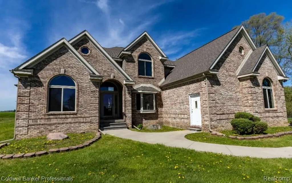 11171 Lapeer Road Davison Township MI 48423