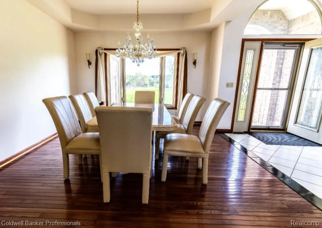 11171 Lapeer Road Davison Township MI 48423