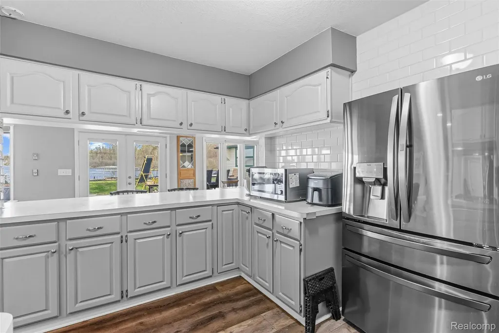 3142 Ponemah Drive Fenton Charter Township MI 48430