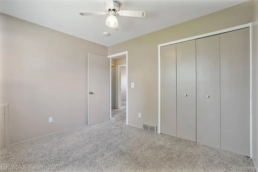 33622 Bock Street Garden City City MI 48135