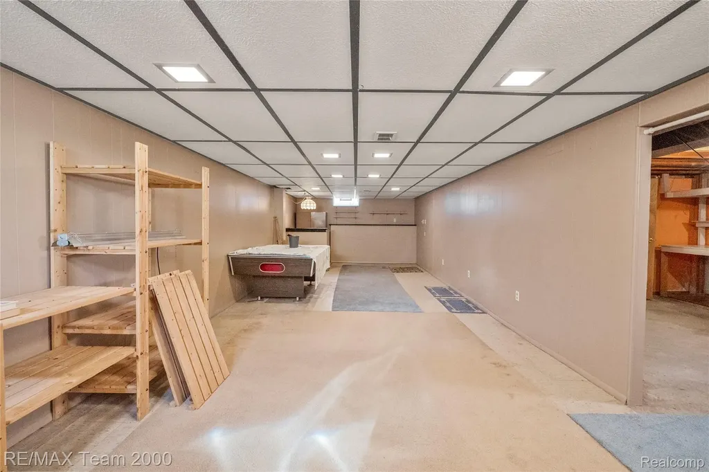 33622 Bock Street Garden City City MI 48135