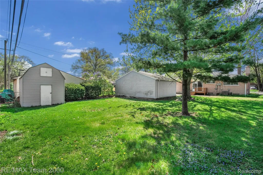 33622 Bock Street Garden City City MI 48135