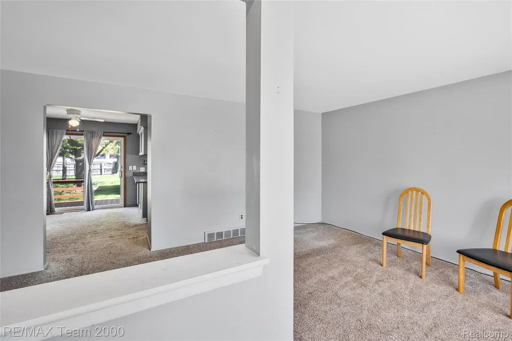 33622 Bock Street Garden City City MI 48135
