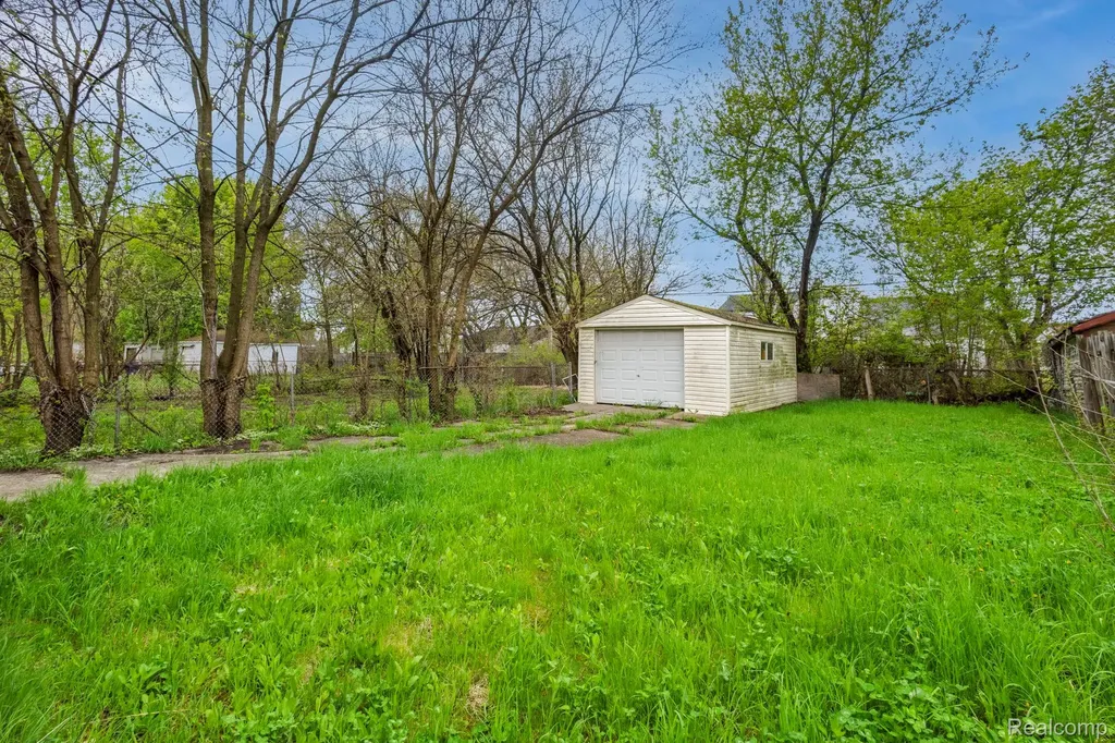 9575 Longacre Street Detroit City MI 48227