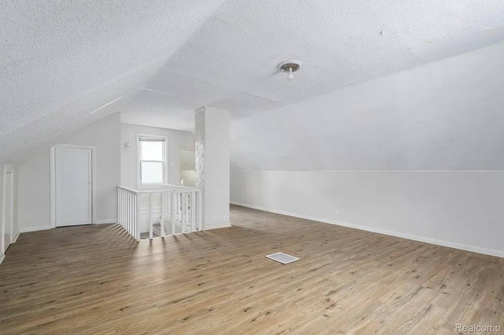 9575 Longacre Street Detroit City MI 48227