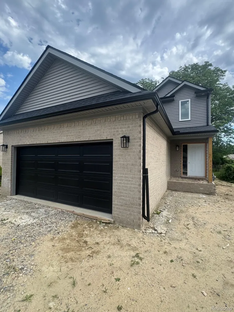 20220 Finley Street Clinton Charter Township MI 48035
