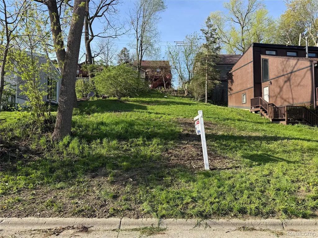 1808 Orchard Street Ann Arbor City MI 48103