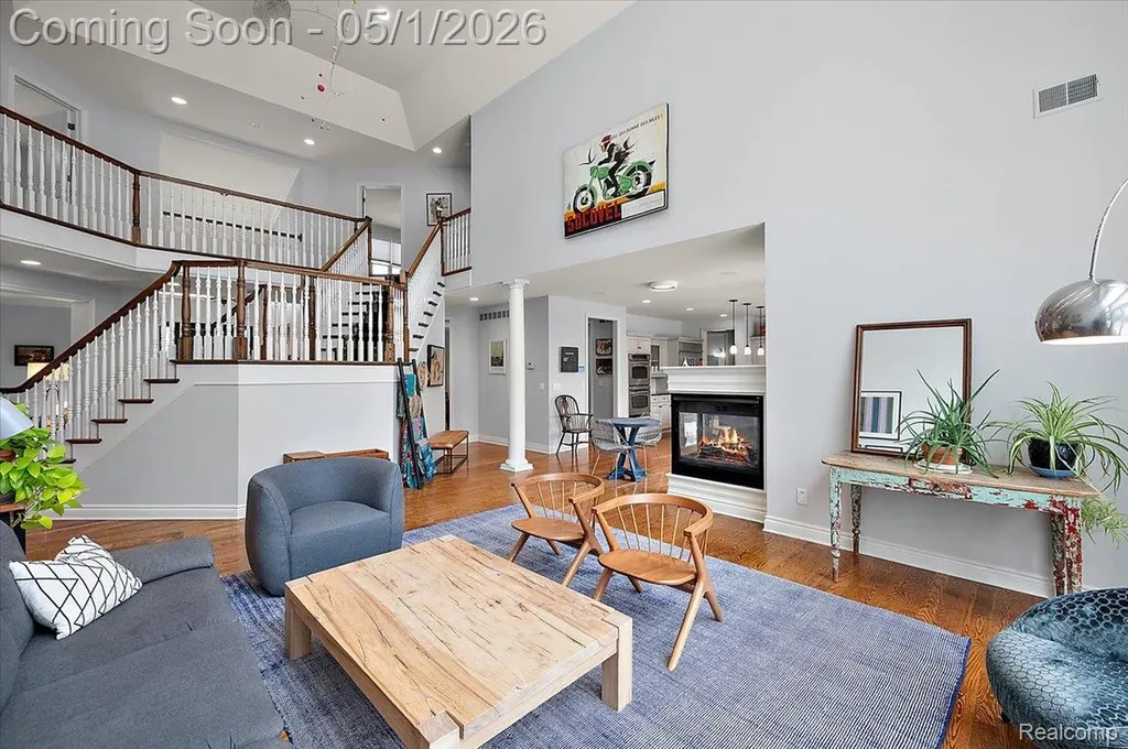 30405 Stonegate Drive Franklin Village MI 48025