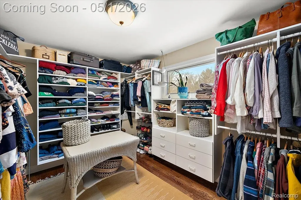 30405 Stonegate Drive Franklin Village MI 48025