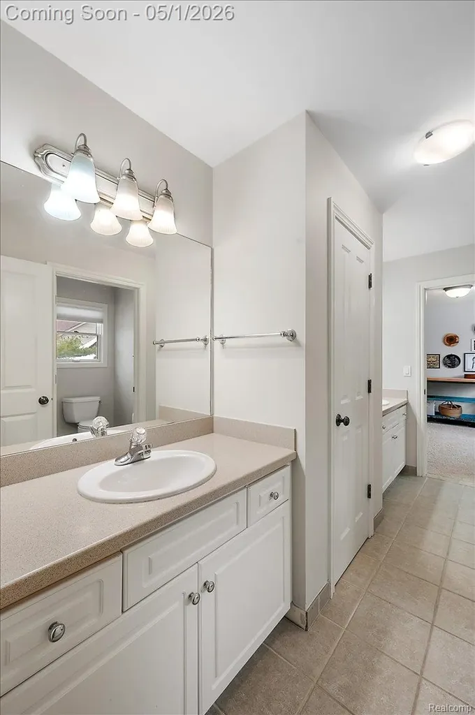 30405 Stonegate Drive Franklin Village MI 48025