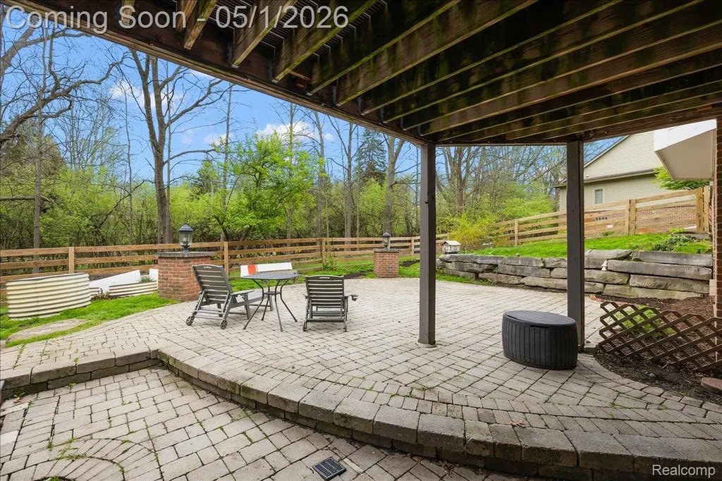 30405 Stonegate Drive Franklin Village MI 48025