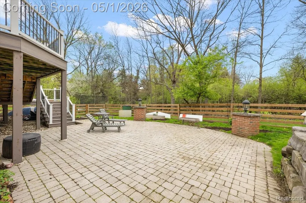 30405 Stonegate Drive Franklin Village MI 48025
