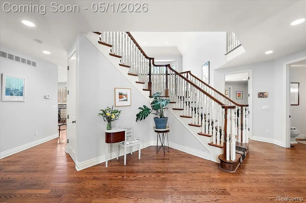 30405 Stonegate Drive Franklin Village MI 48025