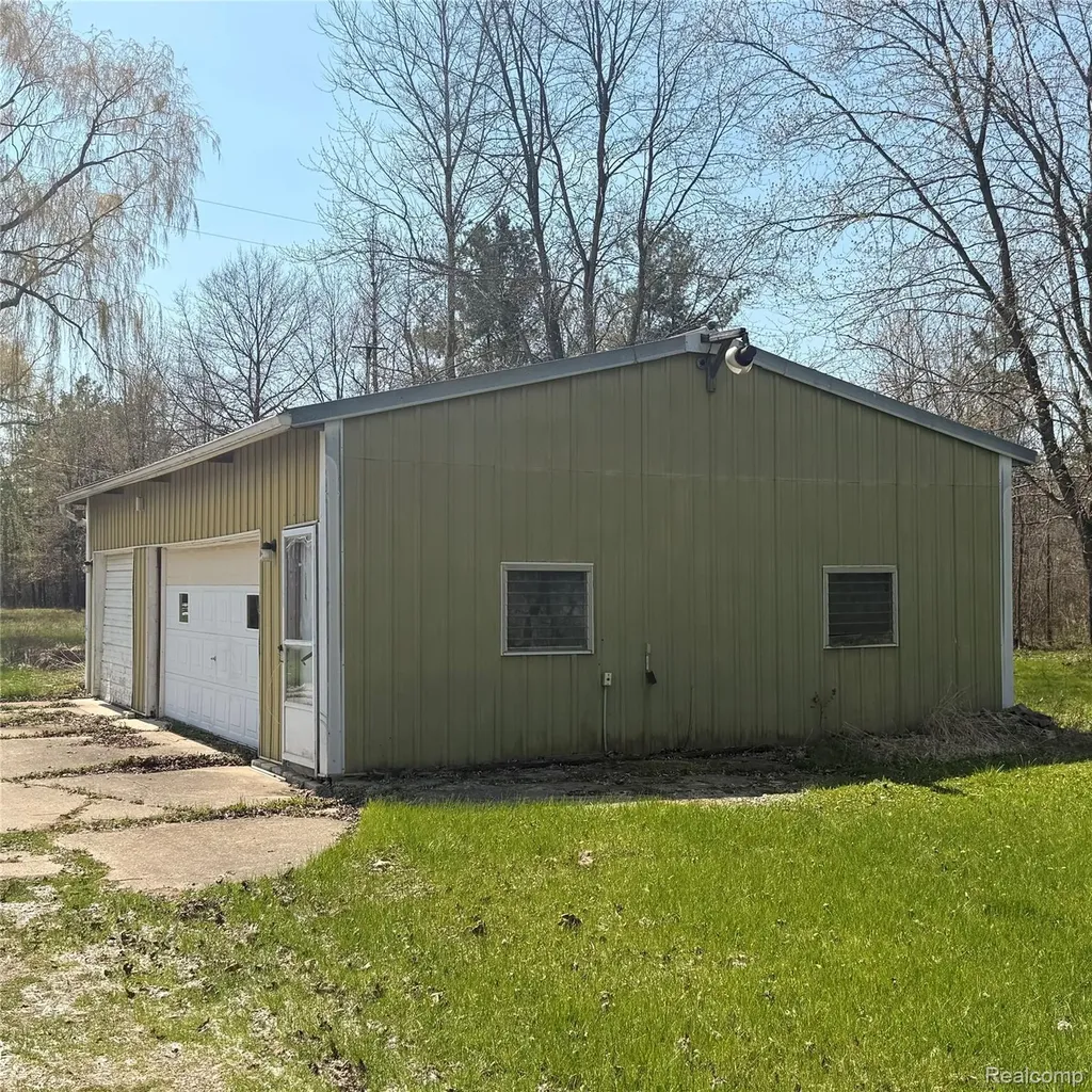 11779 Dunn Road St. Clair City MI 48041