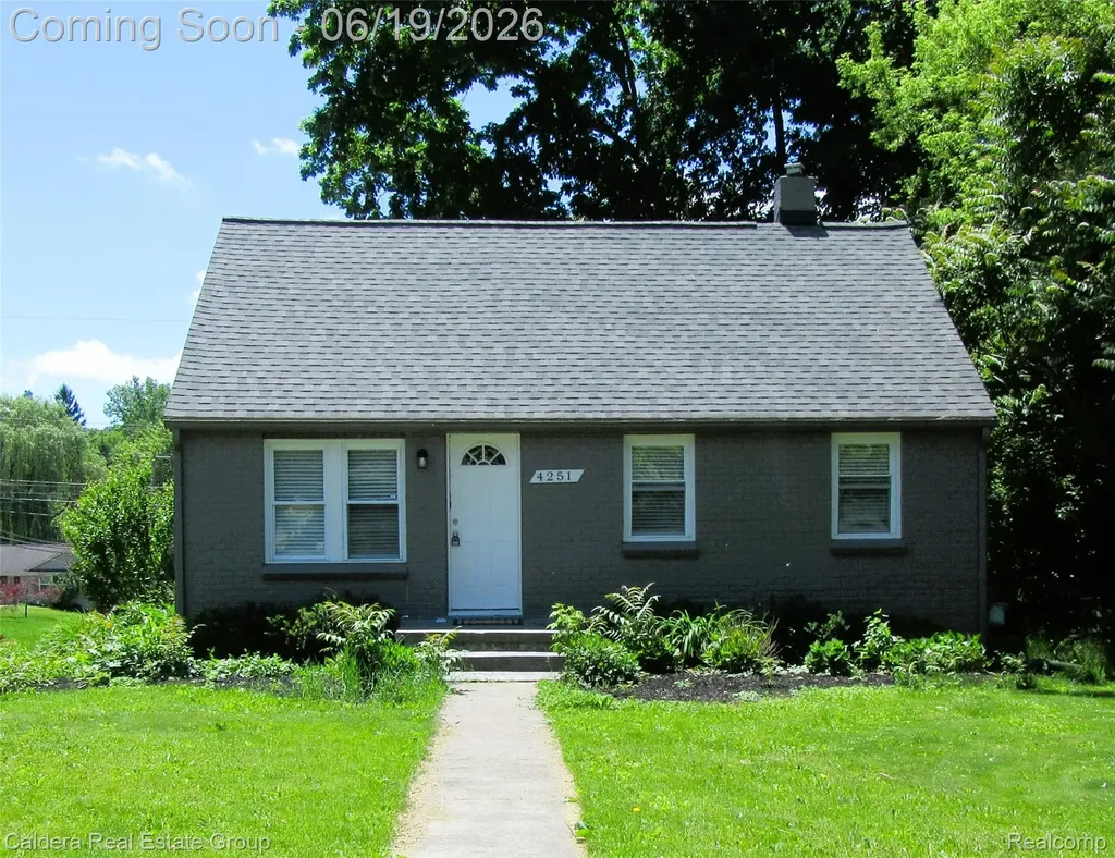 4251 Quebec Street Auburn Hills City MI 48326