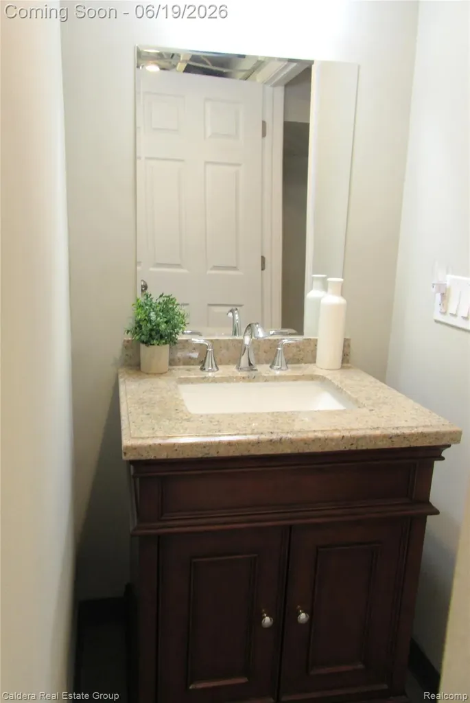 4251 Quebec Street Auburn Hills City MI 48326